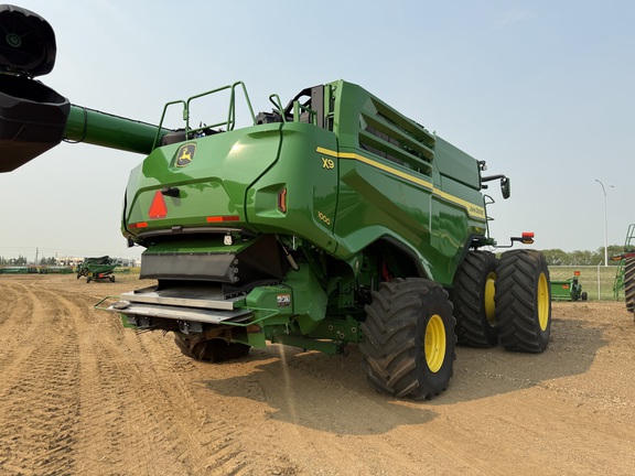 2025 John Deere X9 1000 Combine