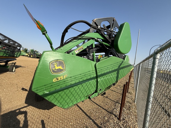2013 John Deere 635F Header Combine