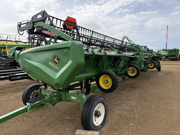 2021 John Deere HD45R Header Combine