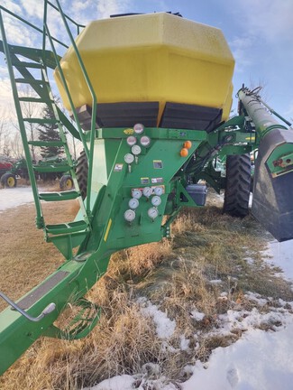 2017 John Deere 1870 Air Seeder