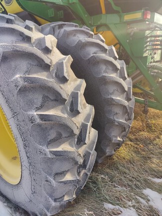 2017 John Deere 1870 Air Seeder