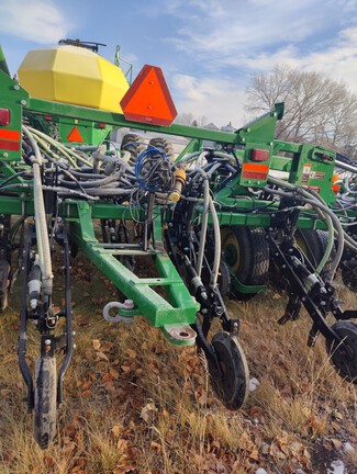 2017 John Deere 1870 Air Seeder