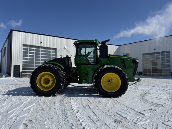 2025 John Deere 9R 440 Tractor 4WD