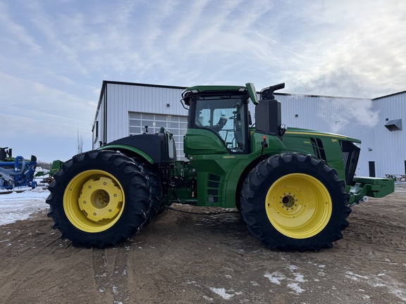 2025 John Deere 9R 590 Tractor 4WD