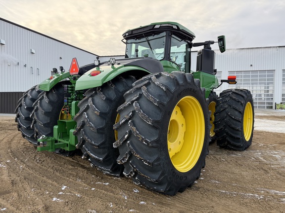 2025 John Deere 9R 590 Tractor 4WD