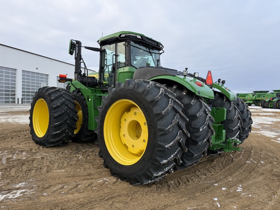 2025 John Deere 9R 590 Tractor 4WD