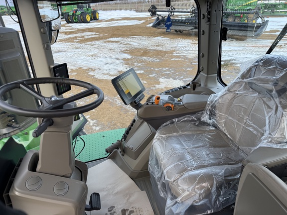 2025 John Deere 9R 590 Tractor 4WD