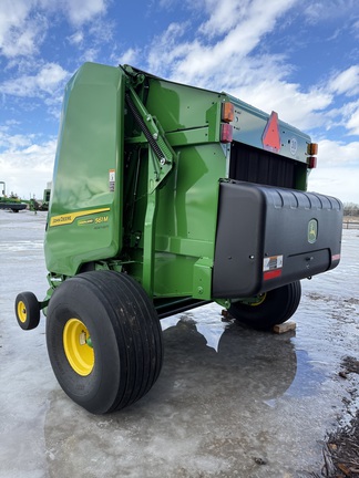 2024 John Deere 561M Baler/Round