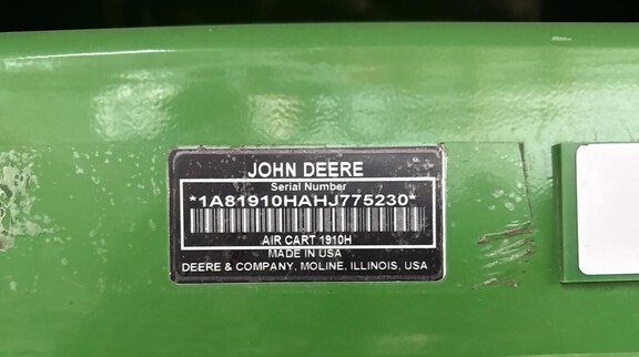 2010 John Deere 1830 Air Seeder