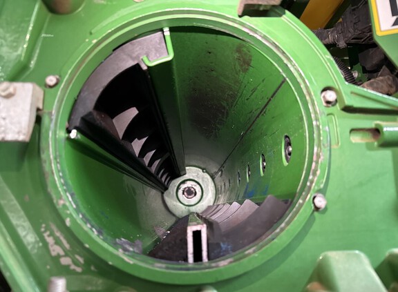 2010 John Deere 1830 Air Seeder