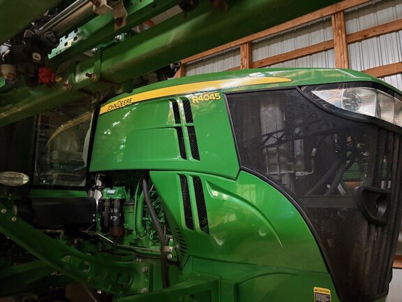 2018 John Deere R4045 Sprayer/High Clearance