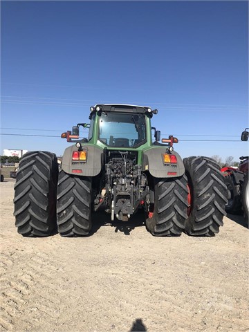 2011 Fendt 933 VARIO Tractor