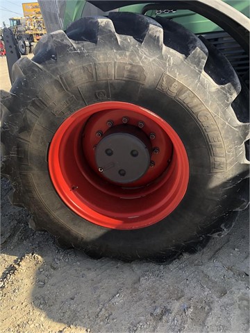 2011 Fendt 933 VARIO Tractor