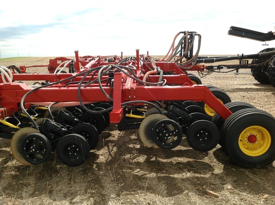 2013 Bourgault 3710 Air Seeder