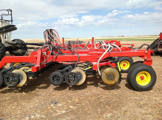 2013 Bourgault 3710 Air Seeder