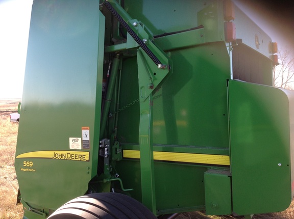 2014 John Deere 569 Baler/Round