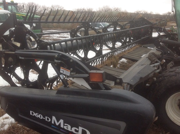 2009 MacDon M200 Windrower