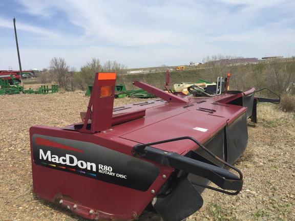 2009 MacDon M200 Windrower