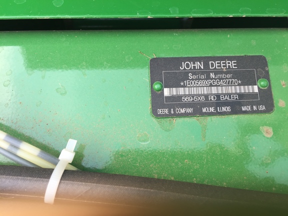 2016 John Deere 569 Baler/Round