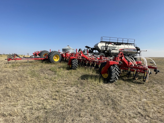 2022 Bourgault 3335-75/91300 Air Seeder