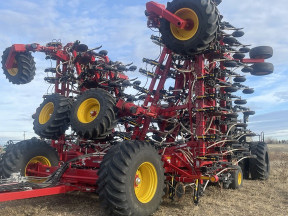 2022 Bourgault 3335-75/91300 Air Seeder