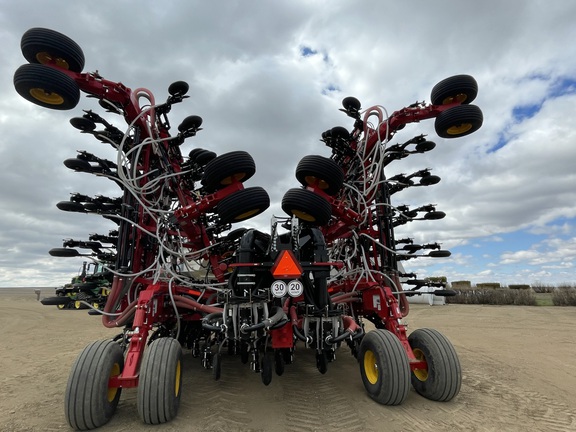 2022 Bourgault 3335 Air Seeder