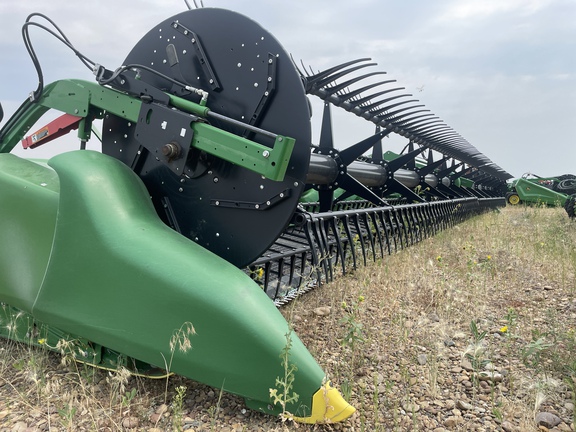 2023 John Deere RD45F Header Combine