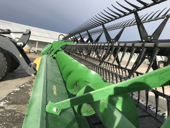 2023 John Deere RD45F Header Combine