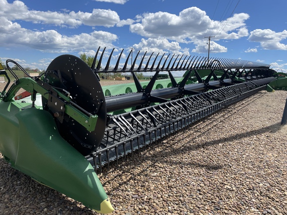 2023 John Deere RD45F Header Combine