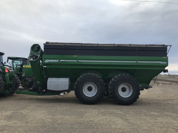 2023 Brent 1598 Grain Cart