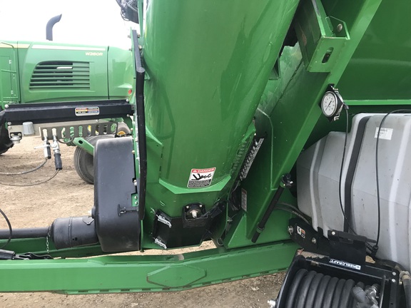 2023 Brent 1598 Grain Cart