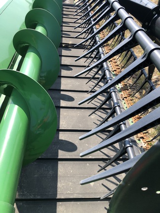 2020 John Deere 745FD Header Combine