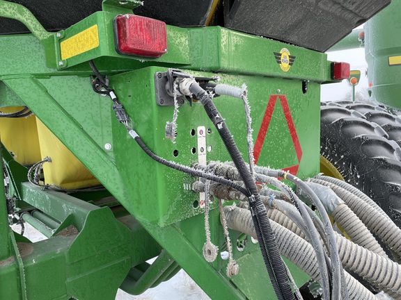 2017 John Deere 1890 Air Seeder