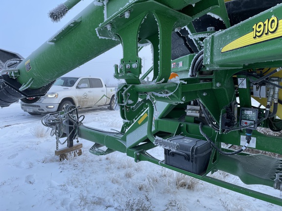 2017 John Deere 1890 Air Seeder