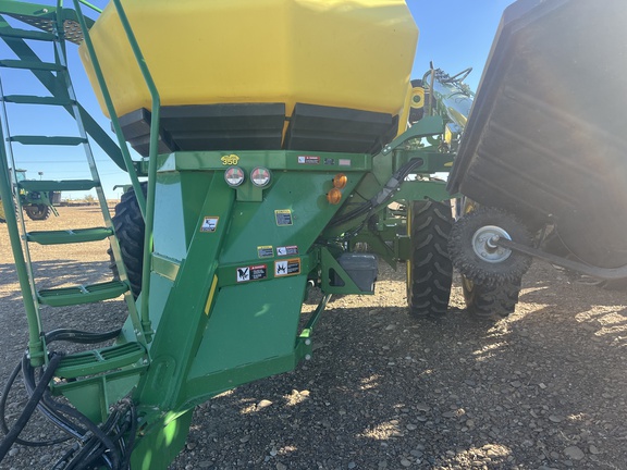 2017 John Deere 1890 Air Seeder