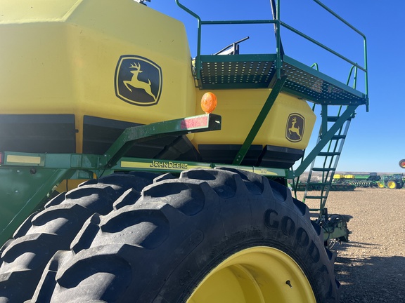 2017 John Deere 1890 Air Seeder