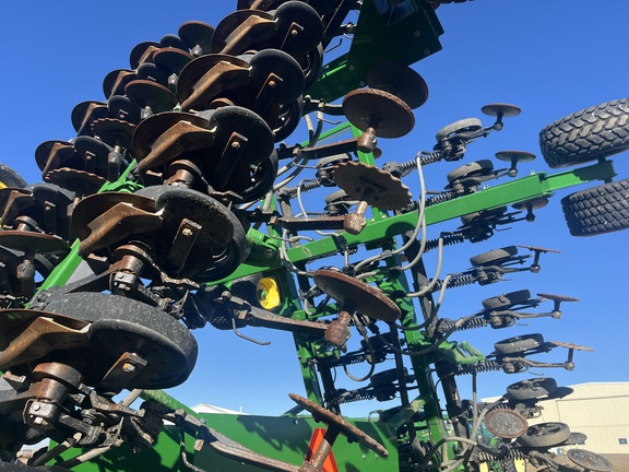 2017 John Deere 1890 Air Seeder