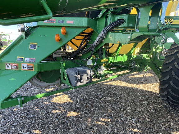 2017 John Deere 1890 Air Seeder