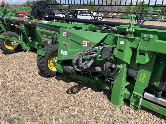 2023 John Deere HD40R Header Combine