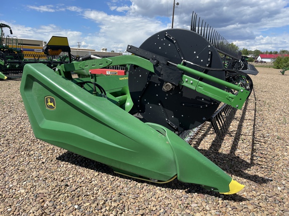 2023 John Deere HD40R Header Combine