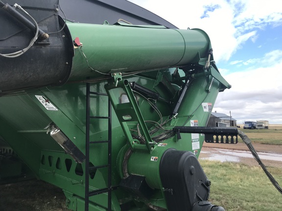 2014 Brent 1596 Grain Cart