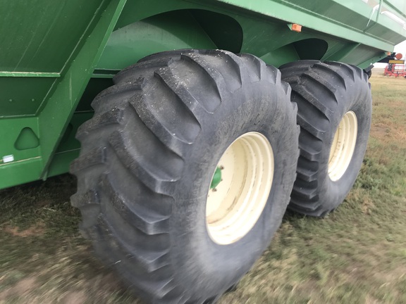 2014 Brent 1596 Grain Cart