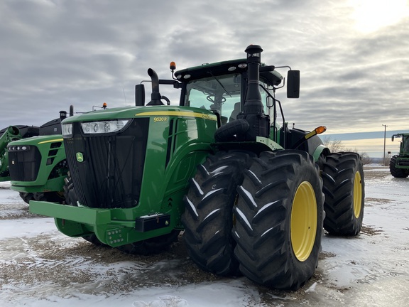 2019 John Deere 9520R Tractor 4WD