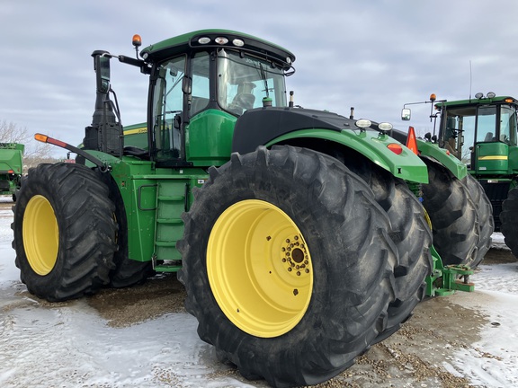 2019 John Deere 9520R Tractor 4WD