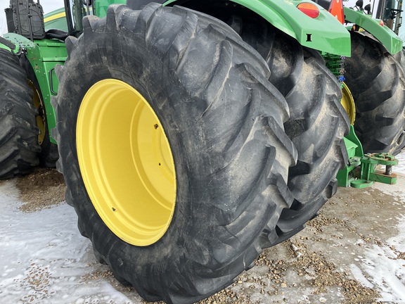 2019 John Deere 9520R Tractor 4WD