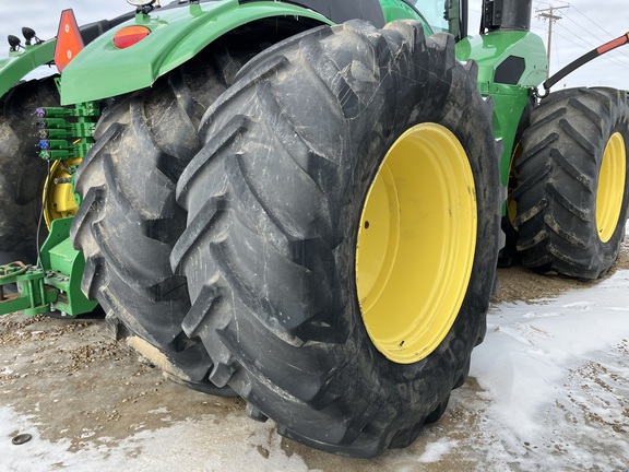 2019 John Deere 9520R Tractor 4WD