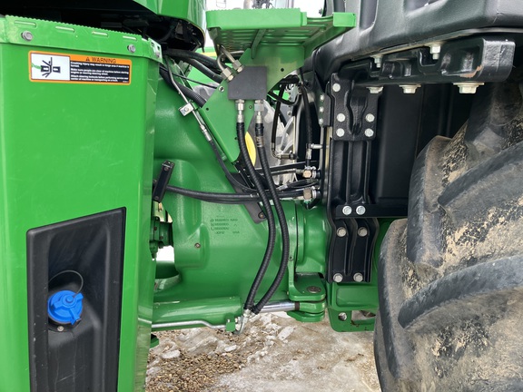 2019 John Deere 9520R Tractor 4WD