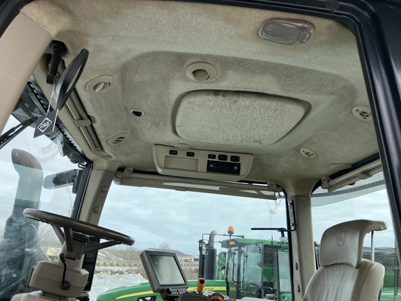 2019 John Deere 9520R Tractor 4WD