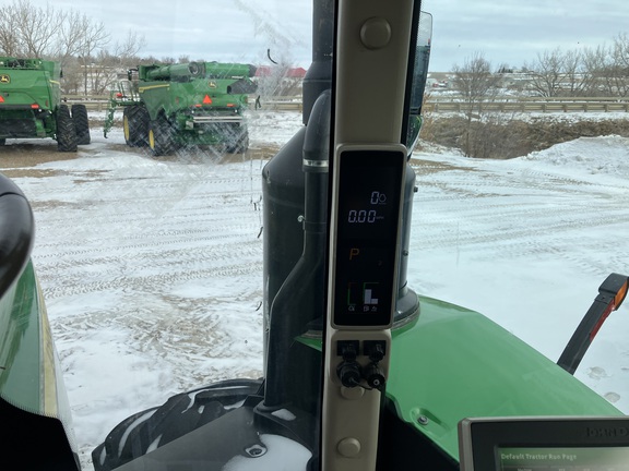 2019 John Deere 9520R Tractor 4WD