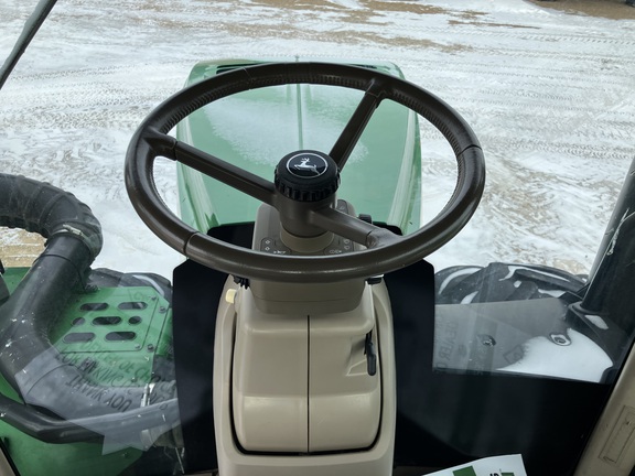 2019 John Deere 9520R Tractor 4WD